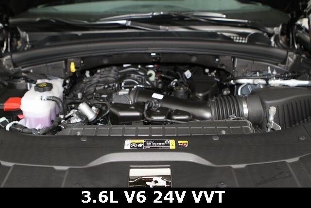 2025 Jeep Grand Cherokee Limited Sport photo 3