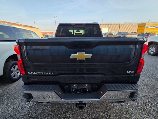 2022 Chevrolet Silverado 1500 LTZ photo 4