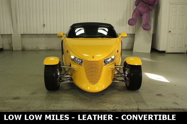 1999 Plymouth Prowler Base photo 2