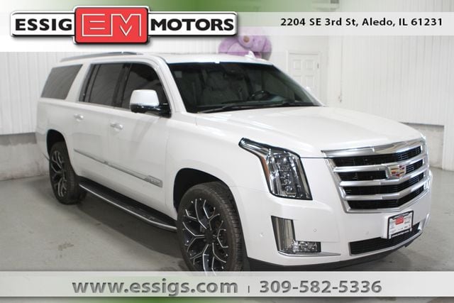 2018 Cadillac Escalade ESV AWD Luxury's photo