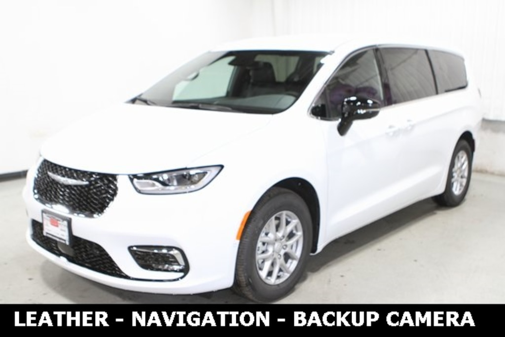 New 2026 Chrysler Pacifica SELECT Passenger Van