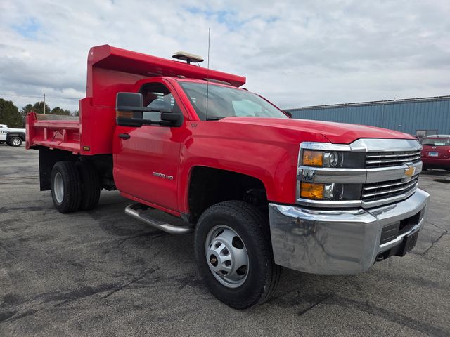 2017 Chevrolet Silverado HD WT 4WD Regular Cab 137.5" WB's photo