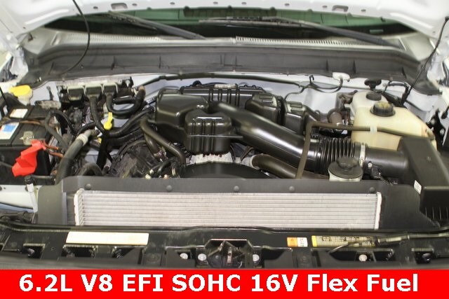 2016 Ford F-350 XLT photo 2