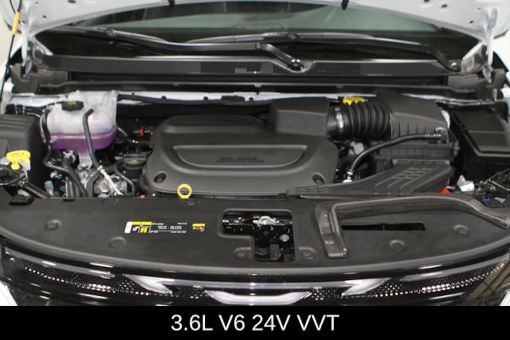 New 2027 Chrysler Pacifica LIMITED AWD Passenger Van