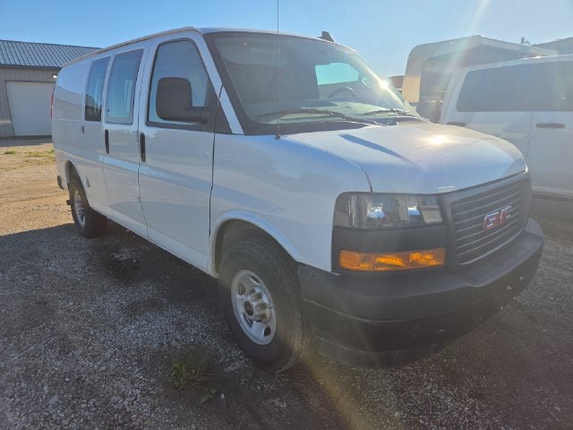 2025 GMC Savana Cargo