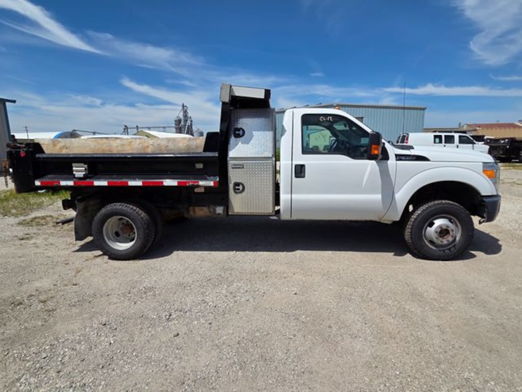 Used 2016 Ford F-350 Chassis XLT Truck Regular Cab
