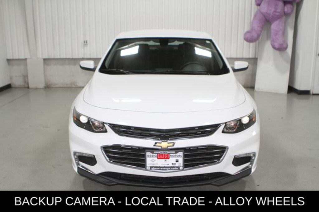 Used 2017 Chevrolet Malibu LT w/1LT Sedan