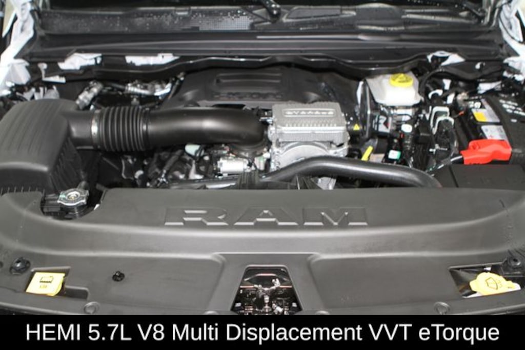 New 2026 Ram 1500 LARAMIE CREW CAB 4X4 5'7 BOX Pickup