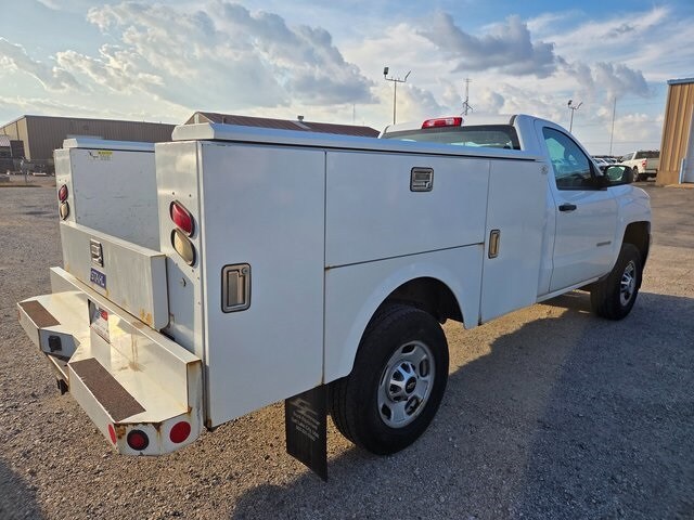 2017 Chevrolet Silverado 2500HD photo 3