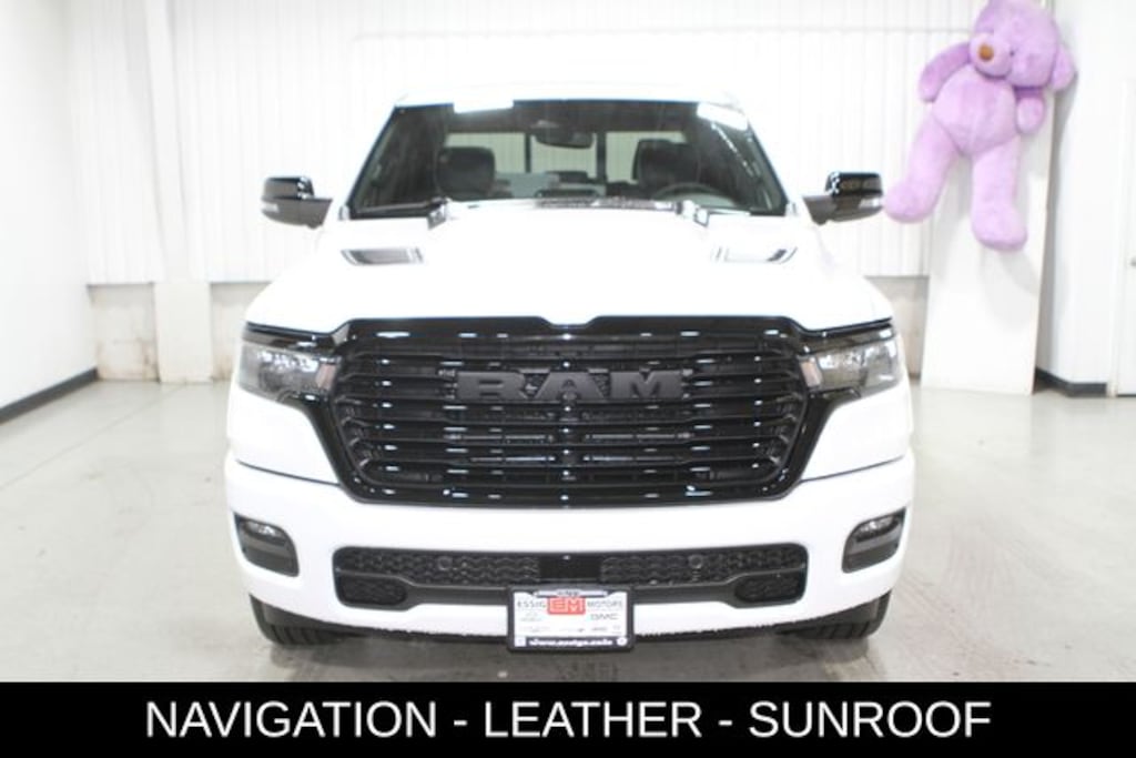 New 2026 Ram 1500 LARAMIE CREW CAB 4X4 5'7 BOX Pickup