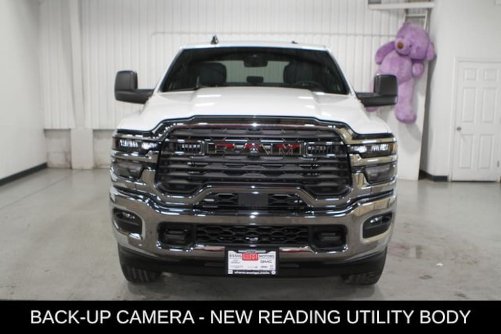 New 2026 Ram 2500 TRADESMAN CREW CAB 4X4 8' BOX Pickup