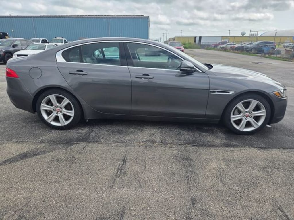 Used 2017 Jaguar XE 25t Prestige Sedan