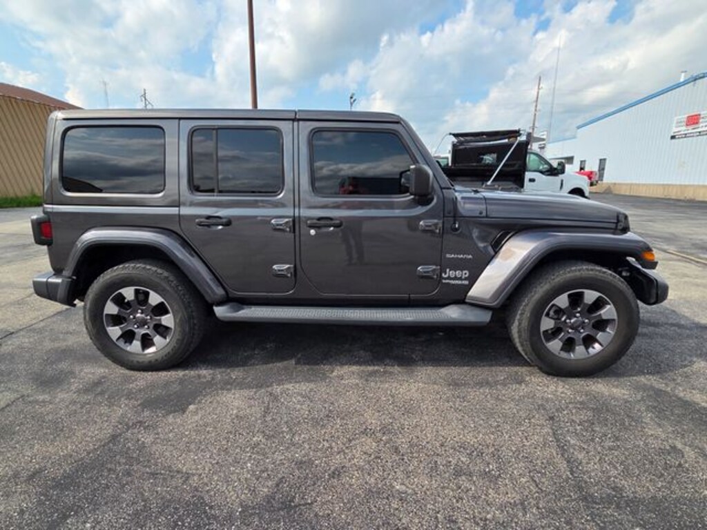 Used 2018 Jeep Wrangler Unlimited Sahara 4x4 SUV