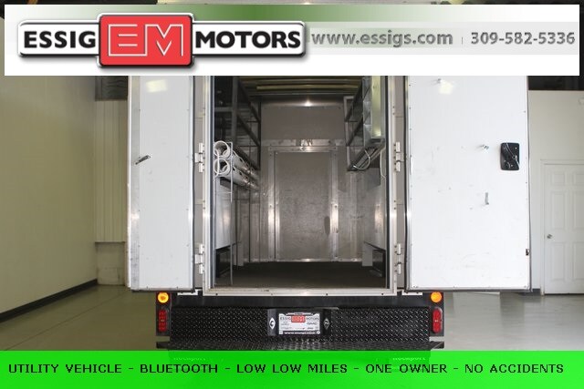 2018 Chevrolet Express Cutaway Work Van photo 2