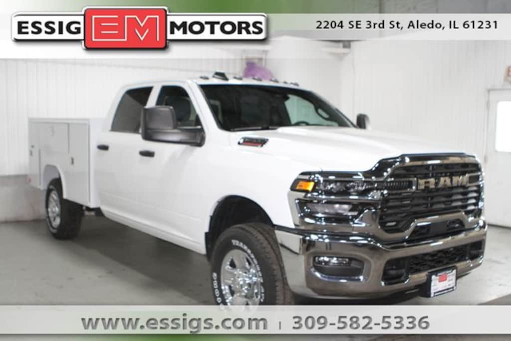 New 2026 Ram 2500 TRADESMAN CREW CAB 4X4 8' BOX Pickup