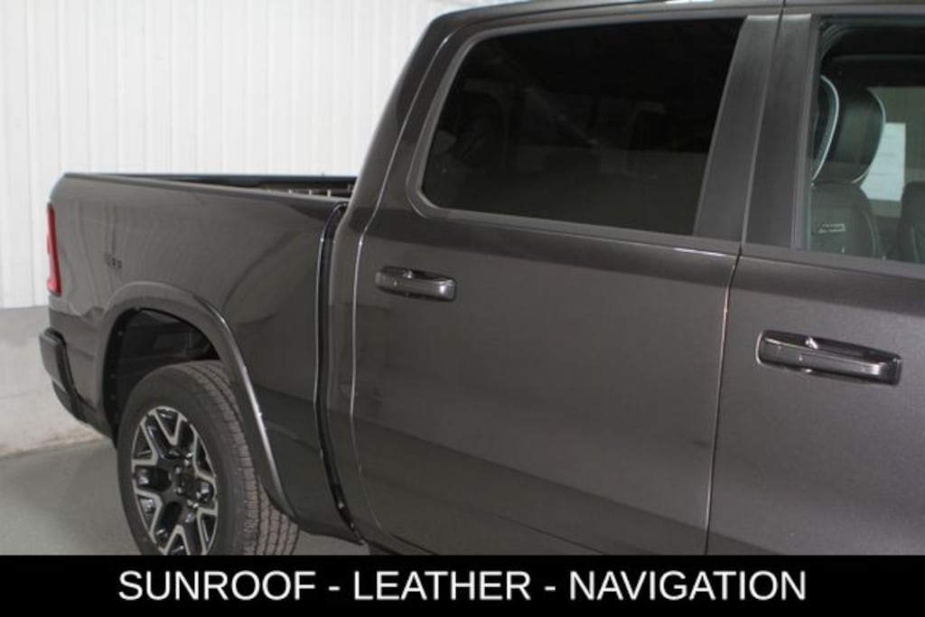 New 2027 Ram 1500 LARAMIE CREW CAB 4X4 5'7 BOX Pickup