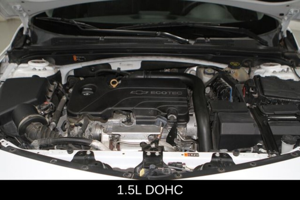 Used 2017 Chevrolet Malibu LT w/1LT Sedan