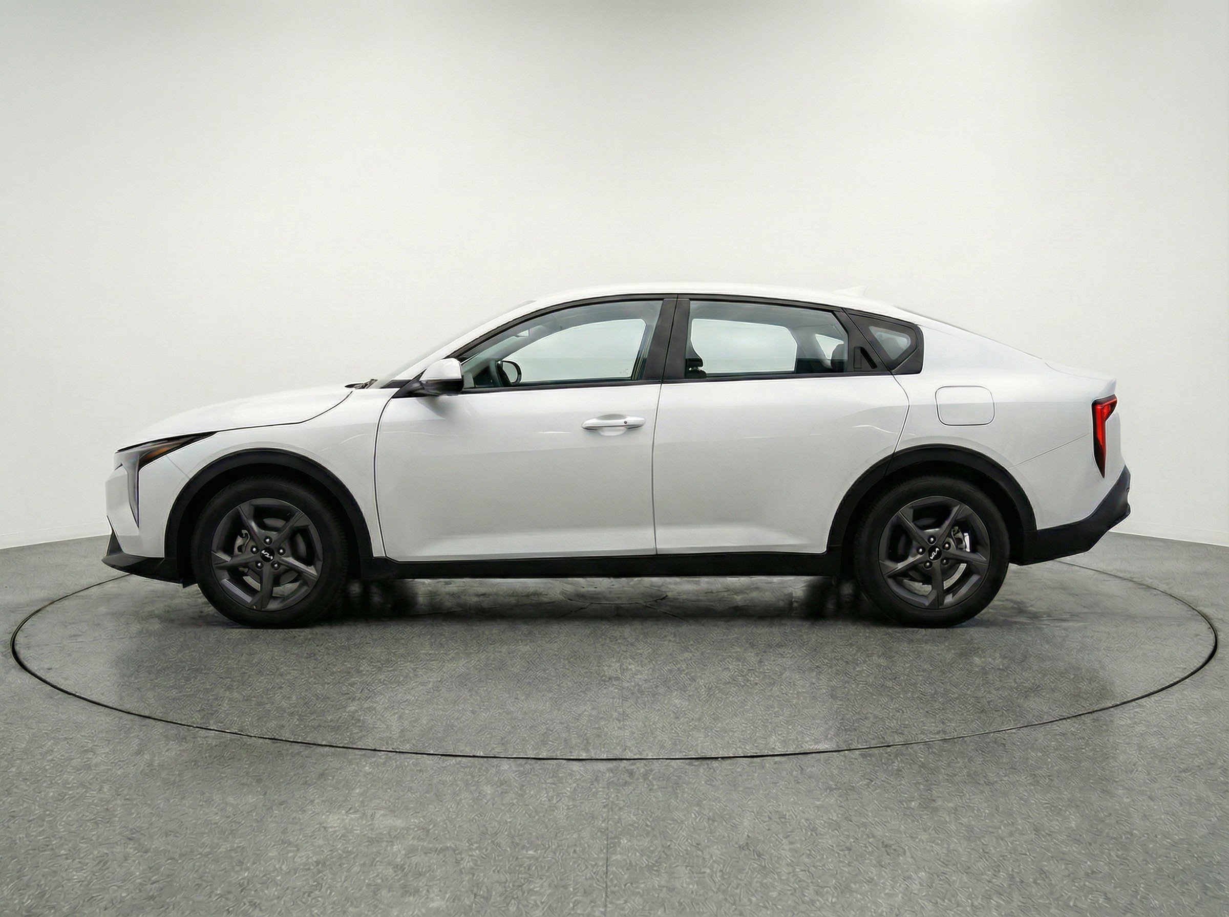 Thumbnail: 2025 Kia K4 - 5