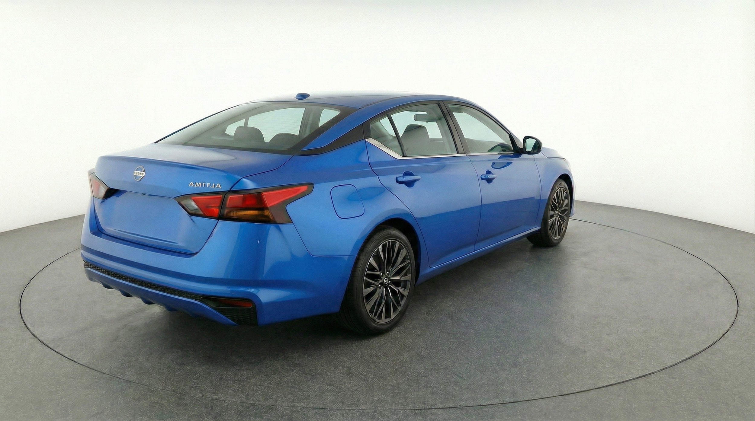Thumbnail: 2025 Nissan Altima - 9