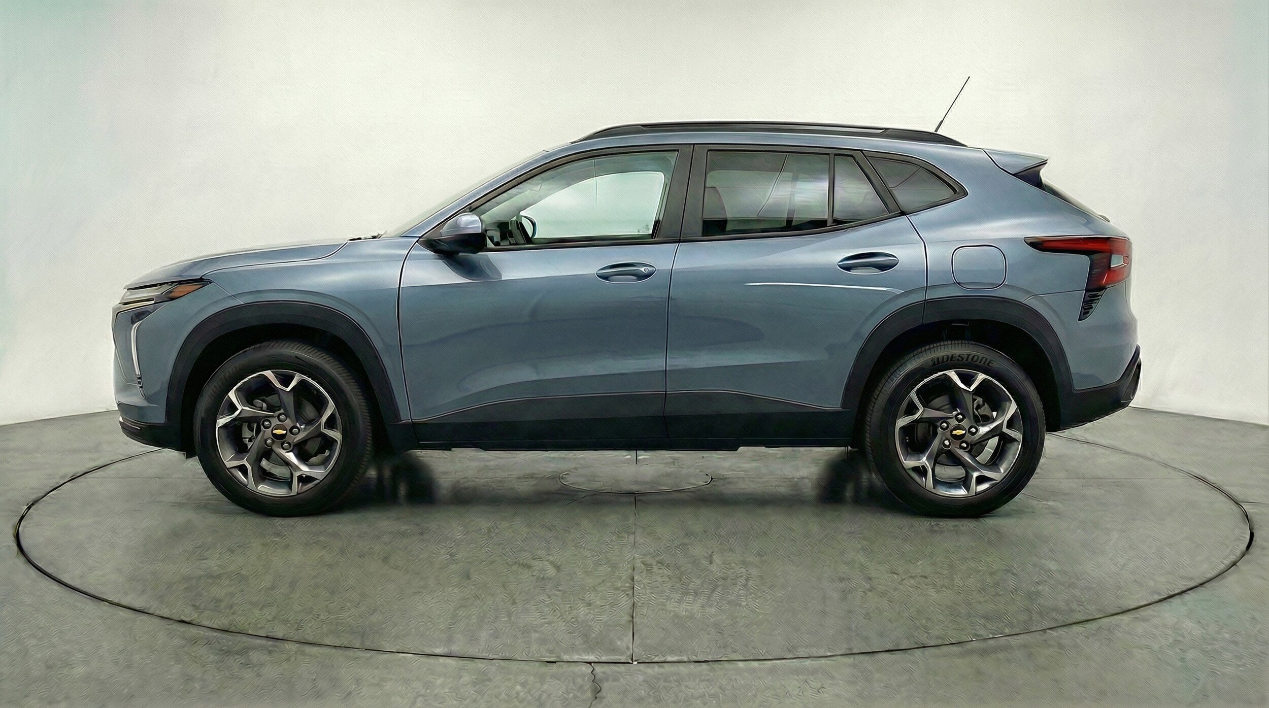 Thumbnail: 2025 Chevrolet Trax - 5