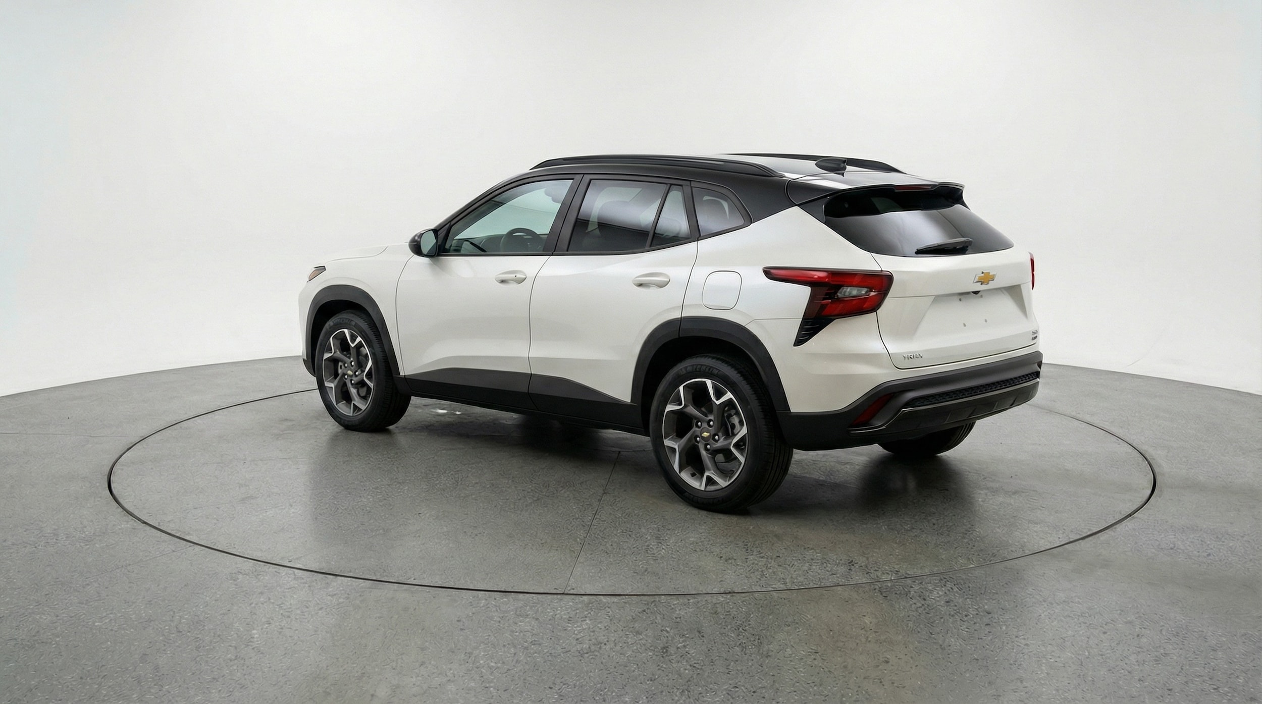 Thumbnail: 2025 Chevrolet Trax - 5