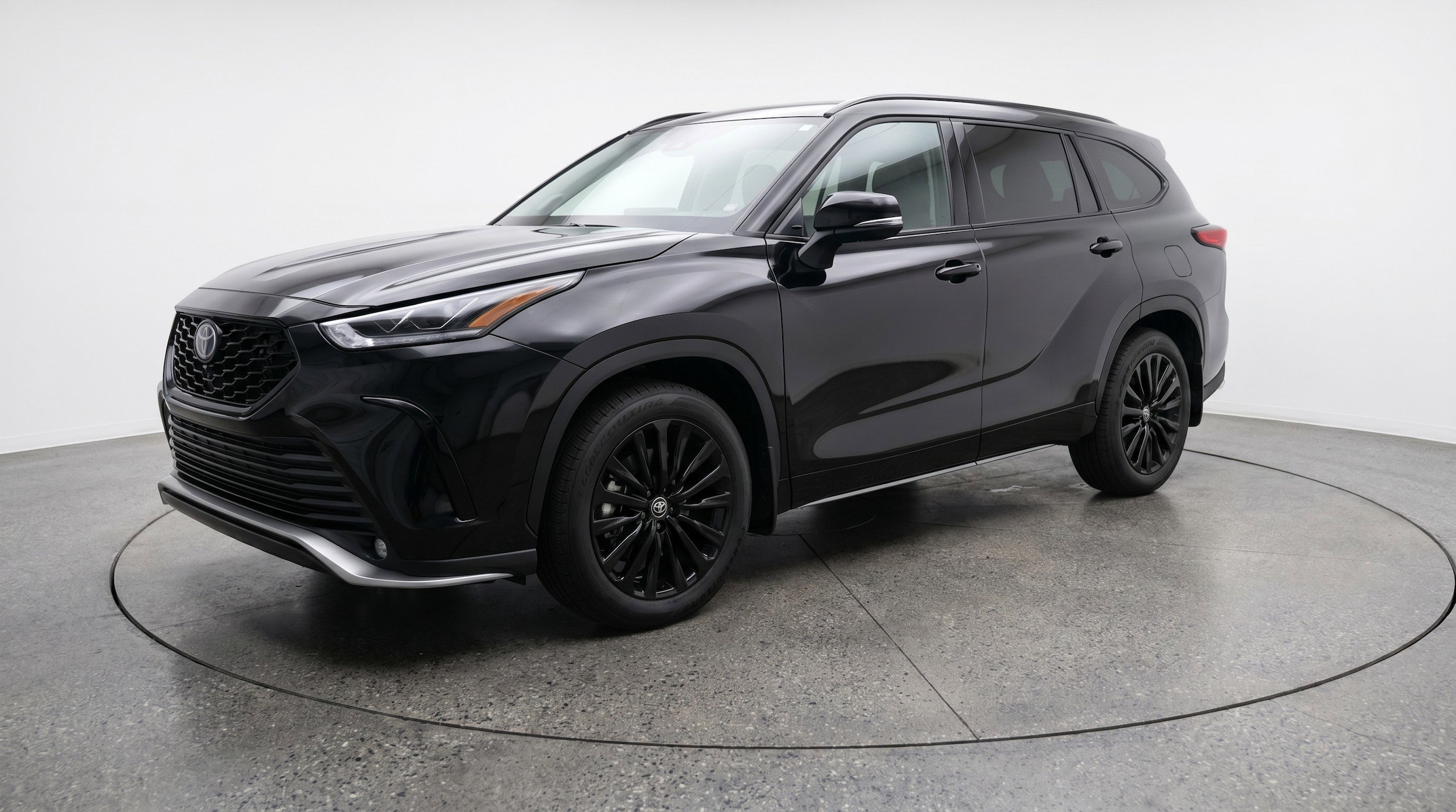 Thumbnail: 2025 Toyota Highlander - 3