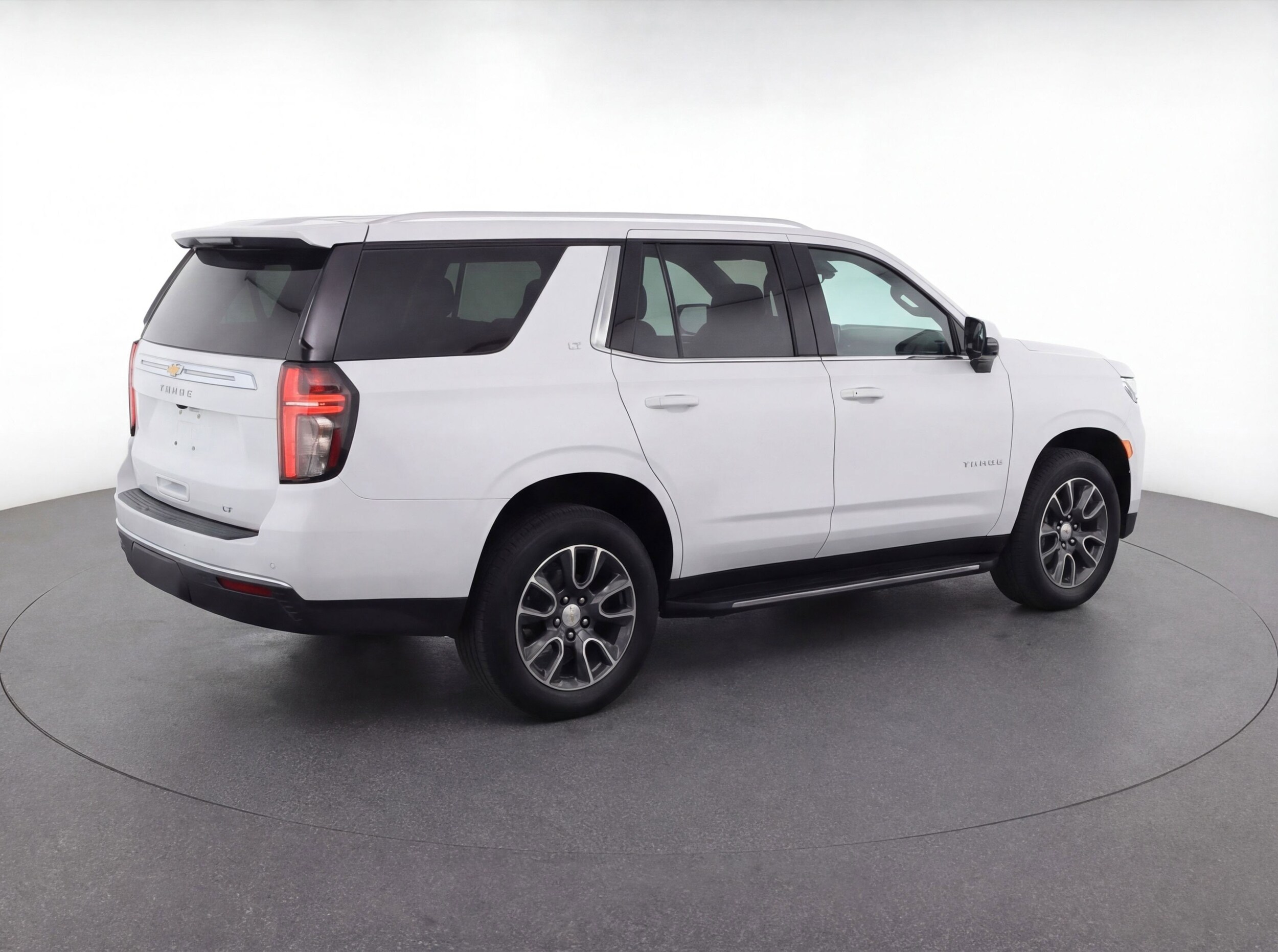 Thumbnail: 2024 Chevrolet Tahoe - 9