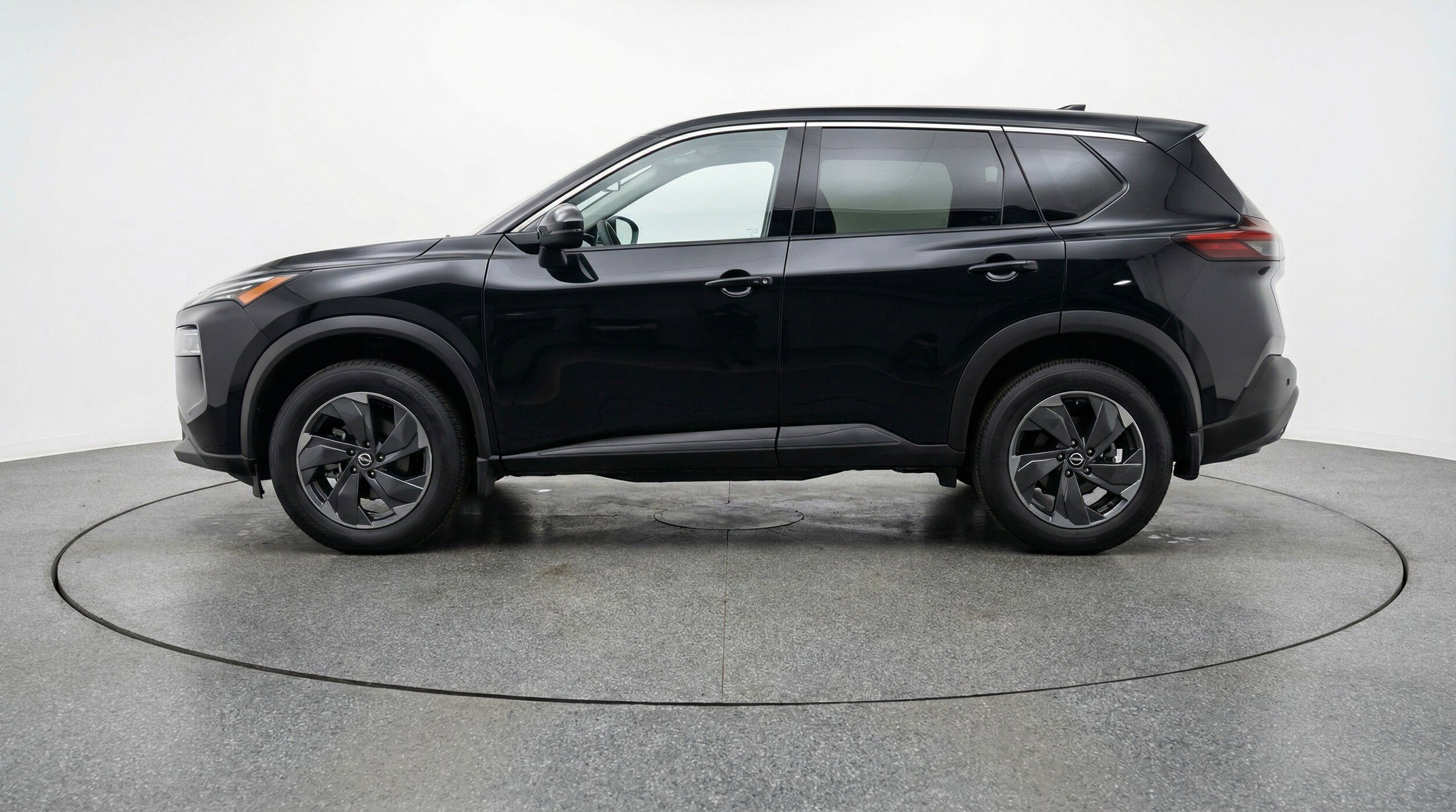 Thumbnail: 2025 Nissan Rogue - 5