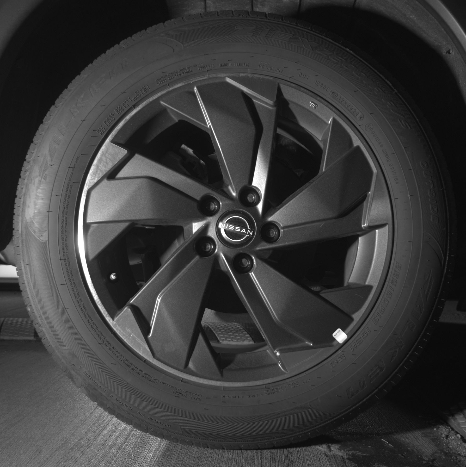 Thumbnail: 2025 Nissan Rogue - 12