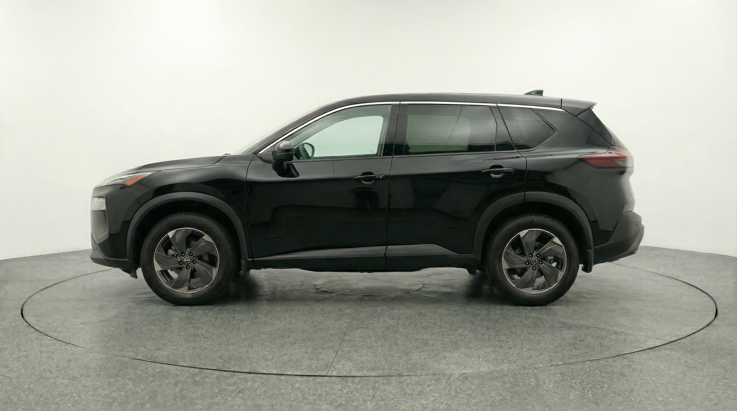 Thumbnail: 2025 Nissan Rogue - 4