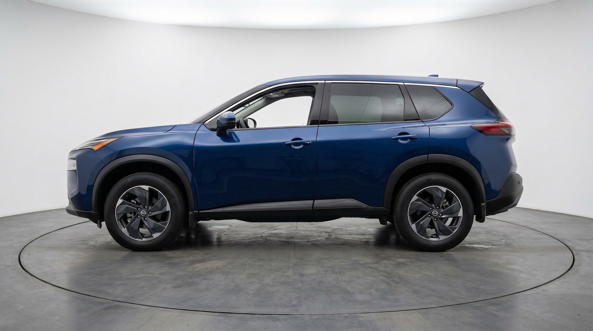 Thumbnail: 2025 Nissan Rogue - 4