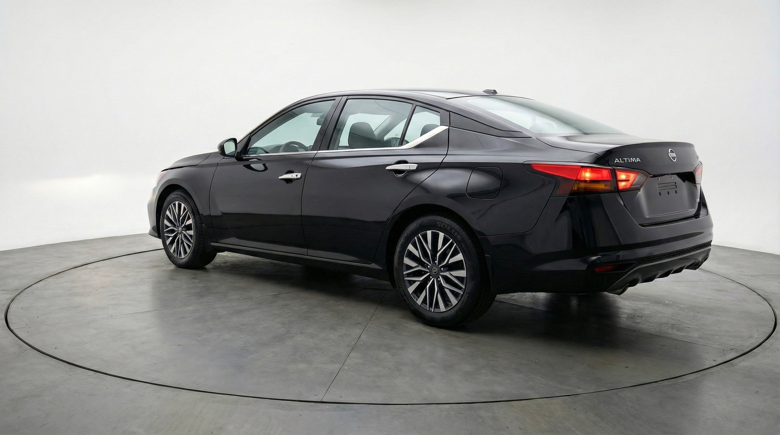 Thumbnail: 2025 Nissan Altima - 6