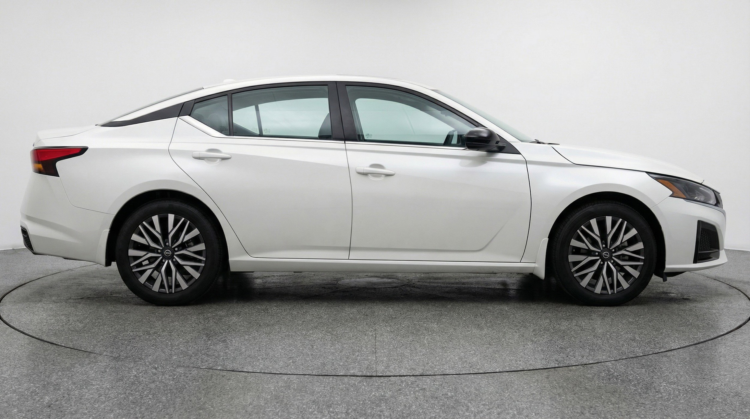 Thumbnail: 2025 Nissan Altima - 11