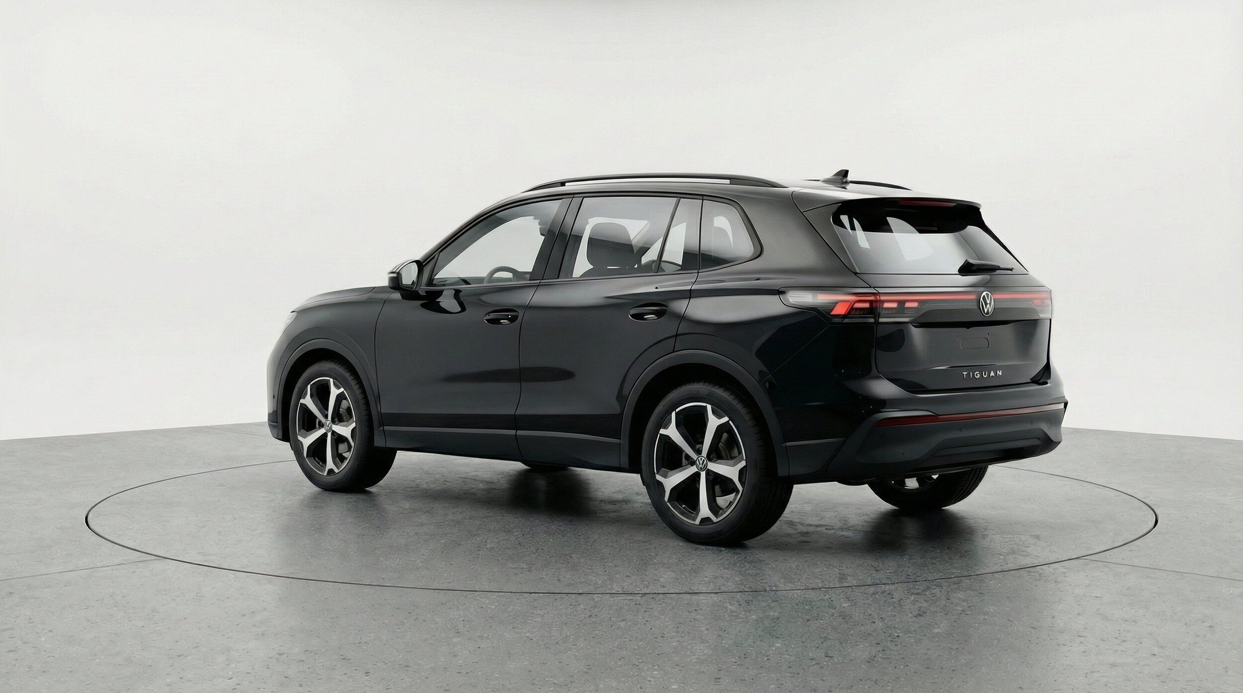 Thumbnail: 2026 Volkswagen Tiguan - 6