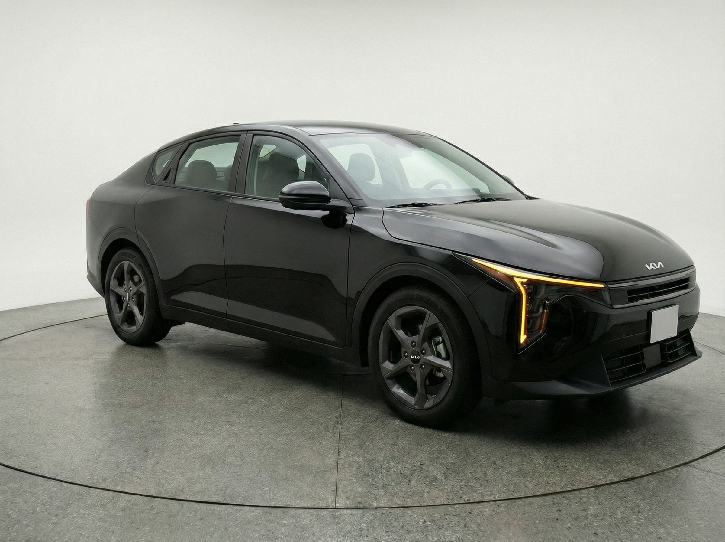 Thumbnail: 2025 Kia K4 - 1