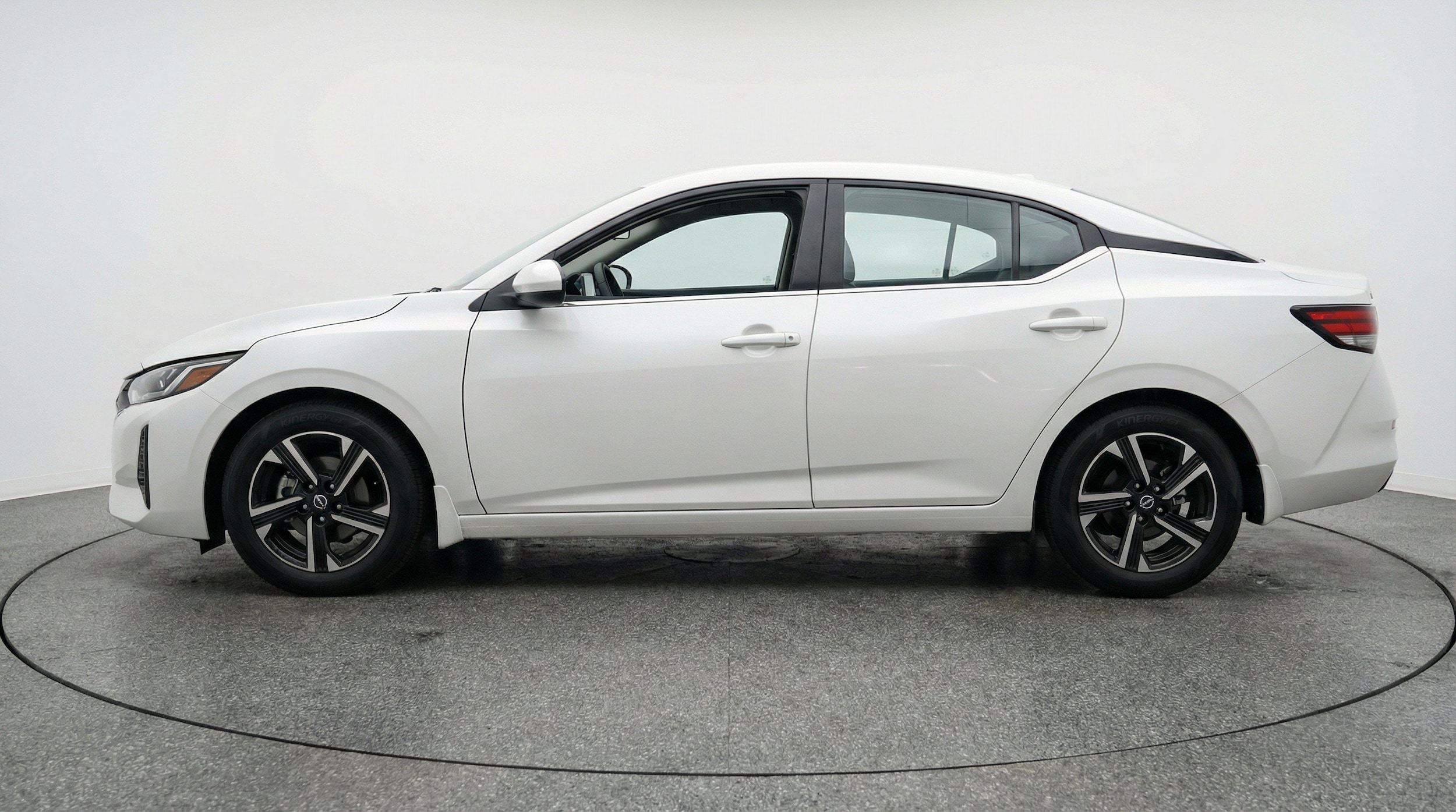 Thumbnail: 2025 Nissan Sentra - 5