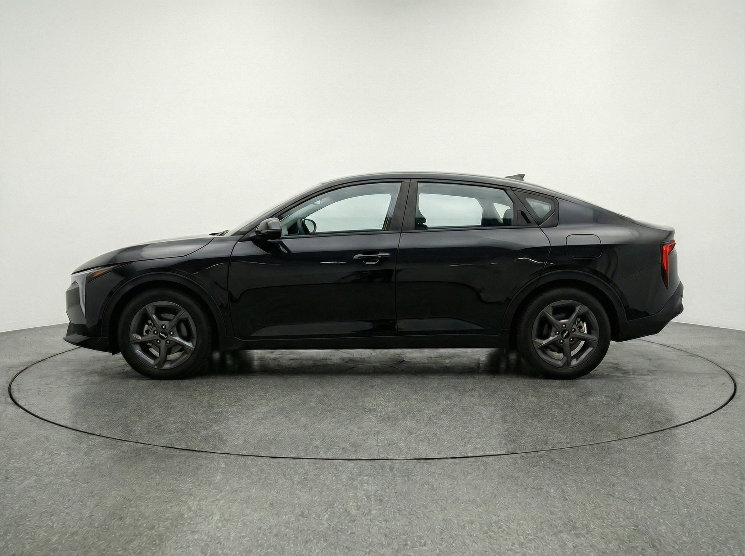 Thumbnail: 2025 Kia K4 - 4