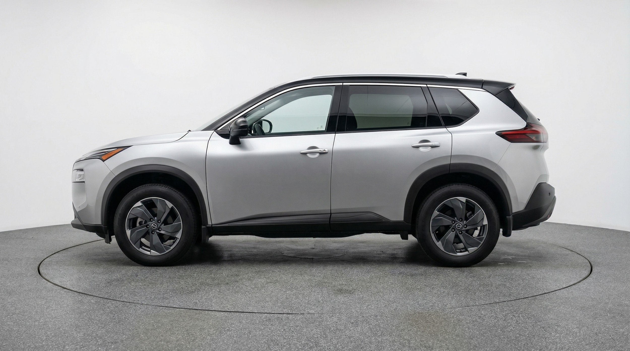 Thumbnail: 2025 Nissan Rogue - 4