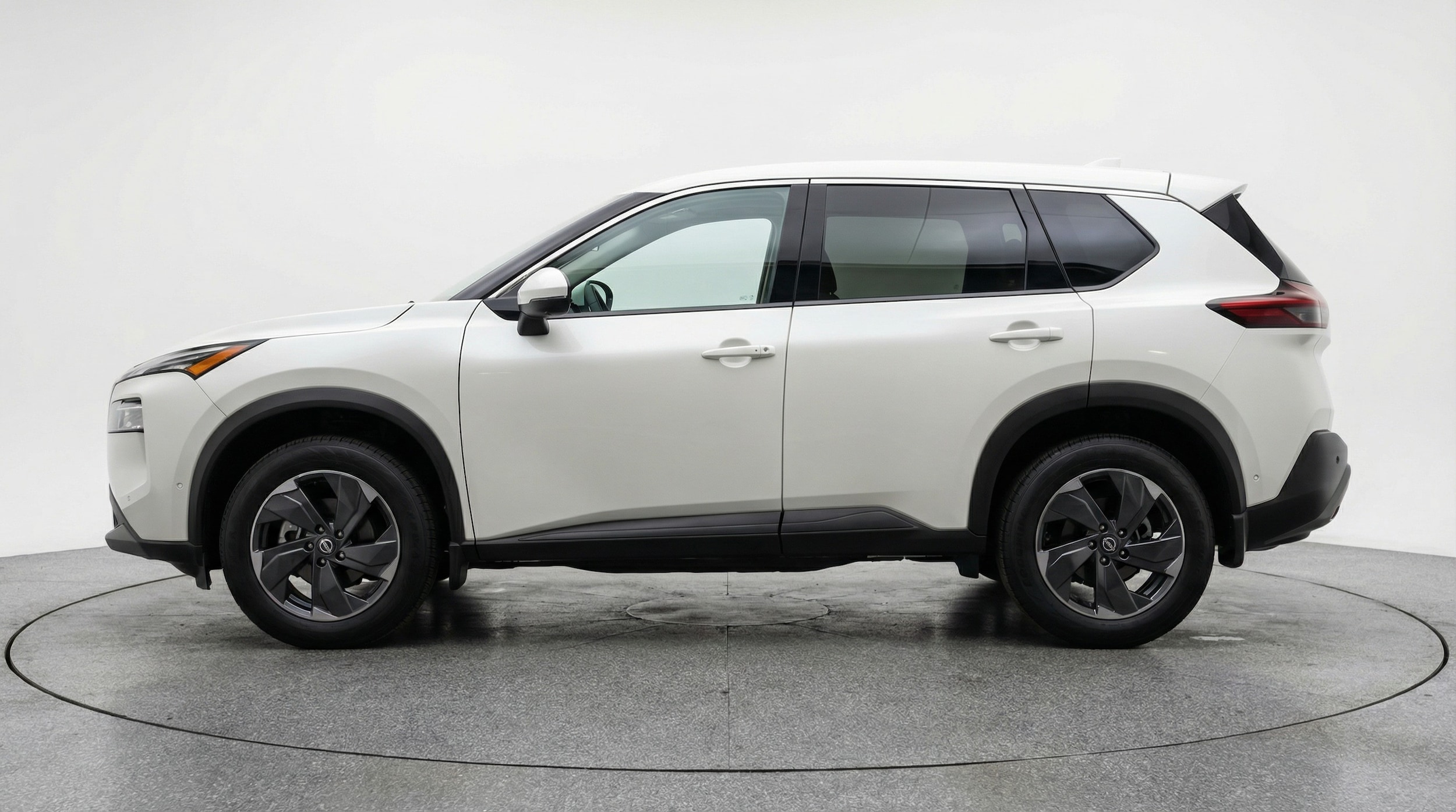 Thumbnail: 2025 Nissan Rogue - 4