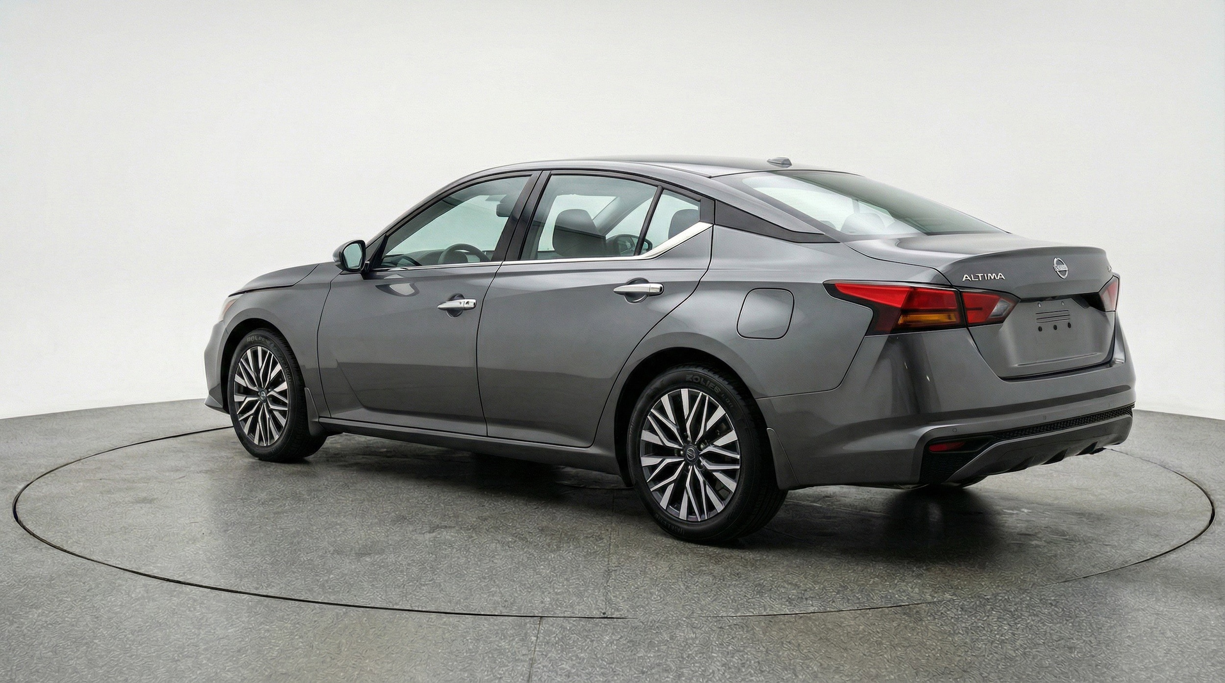 Thumbnail: 2025 Nissan Altima - 6