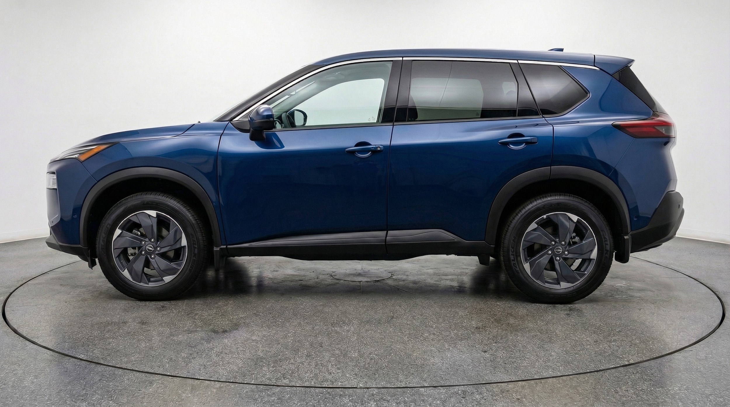 Thumbnail: 2025 Nissan Rogue - 5