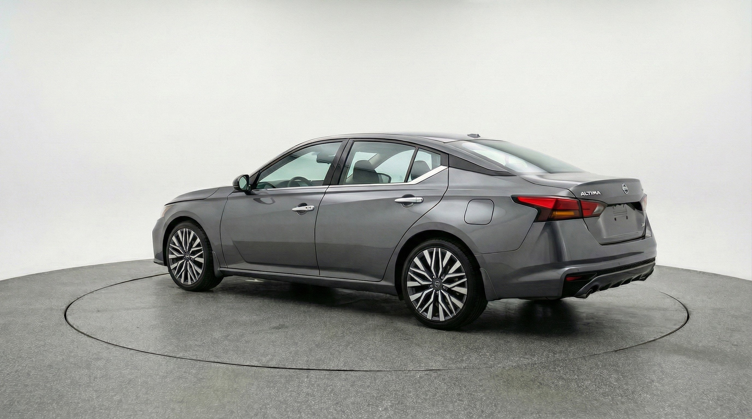 Thumbnail: 2025 Nissan Altima - 6