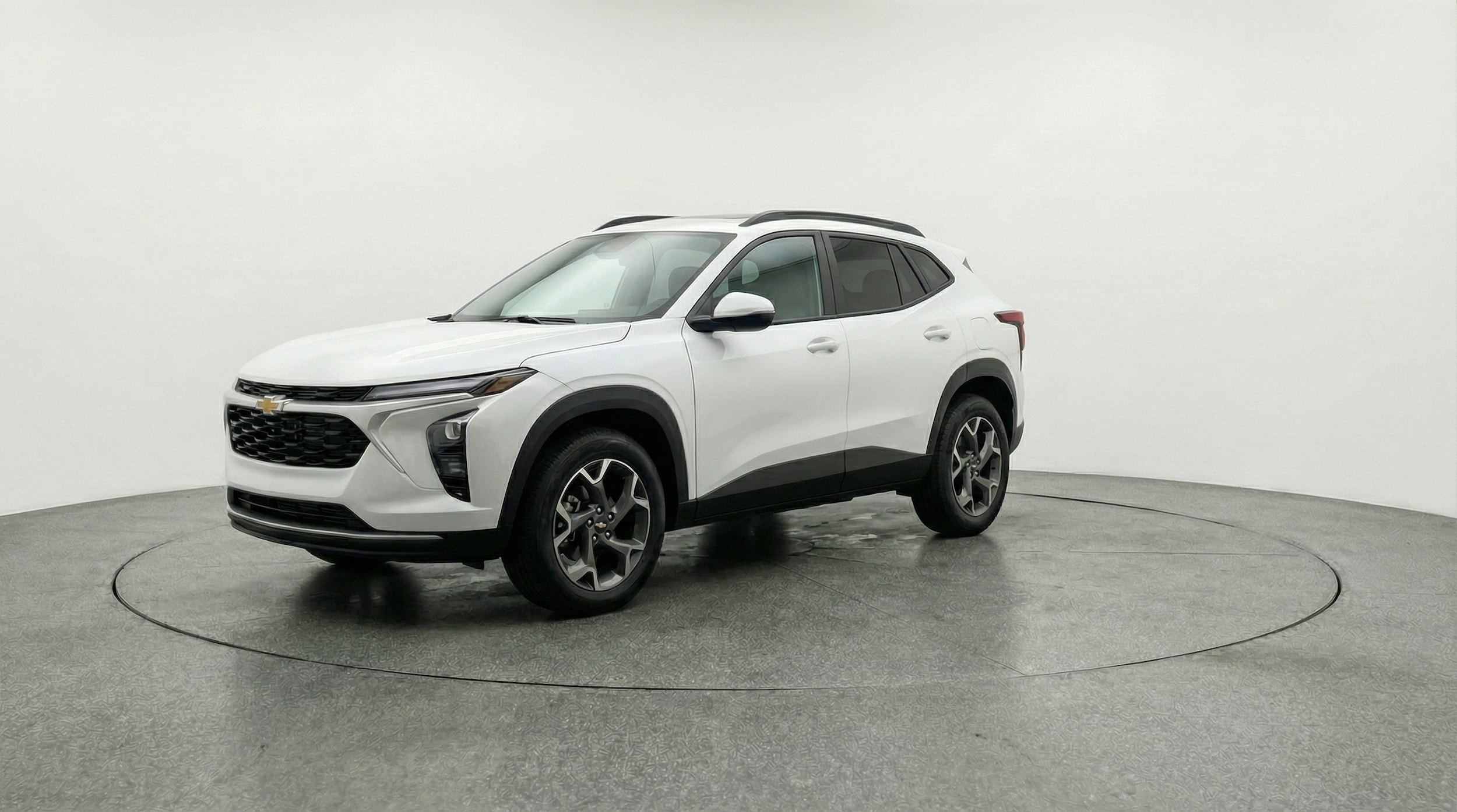 Thumbnail: 2025 Chevrolet Trax - 3