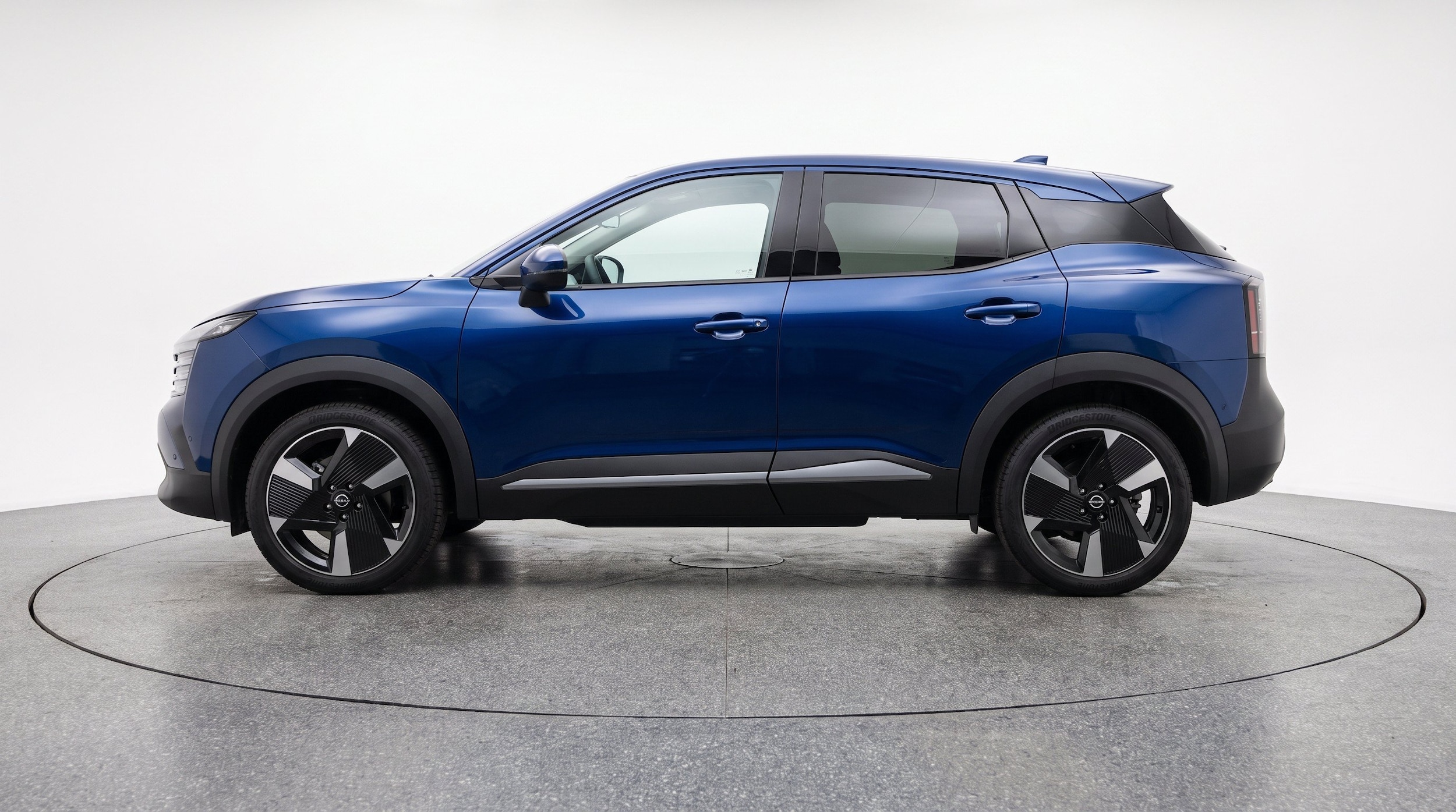 Thumbnail: 2026 Nissan Kicks - 5