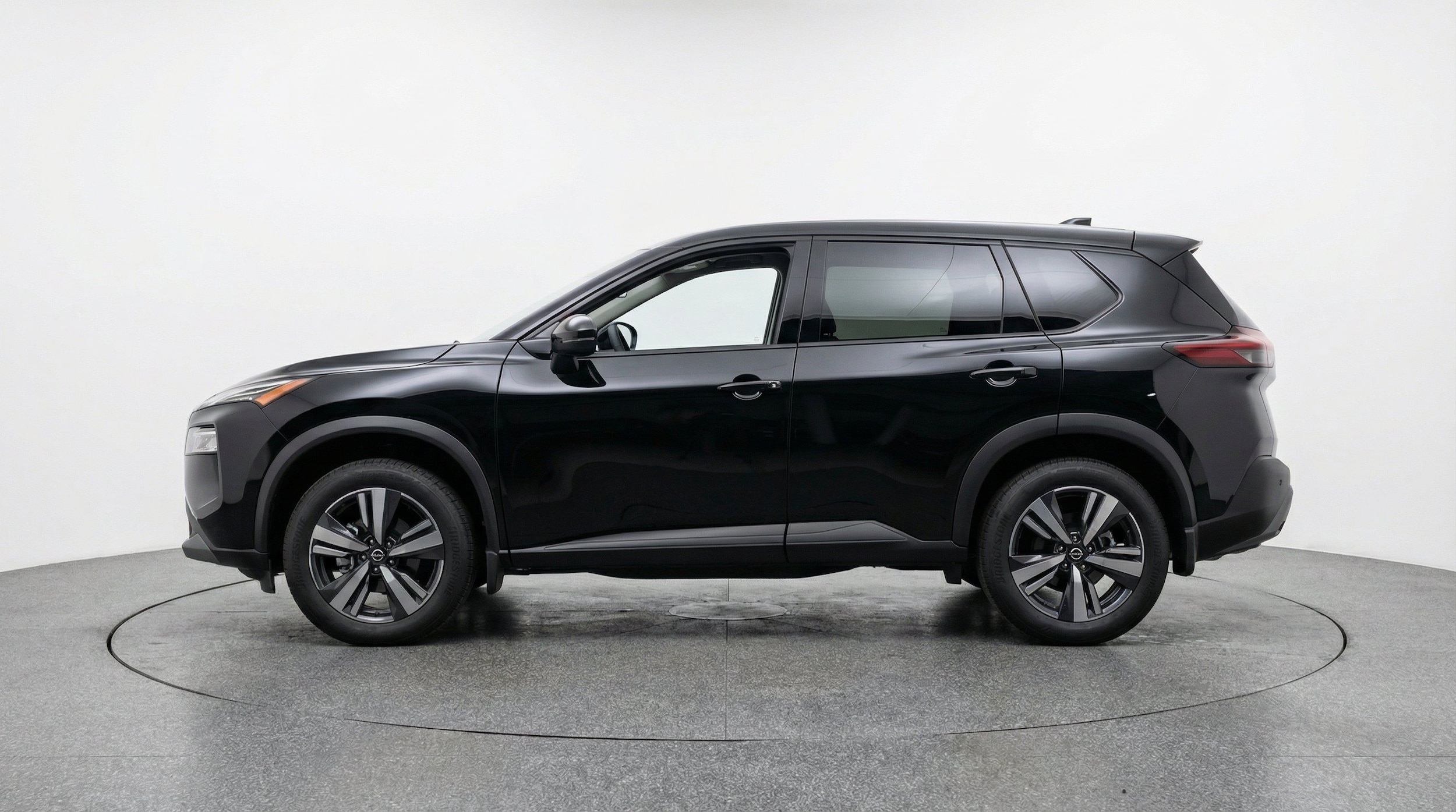 Thumbnail: 2026 Nissan Rogue - 5