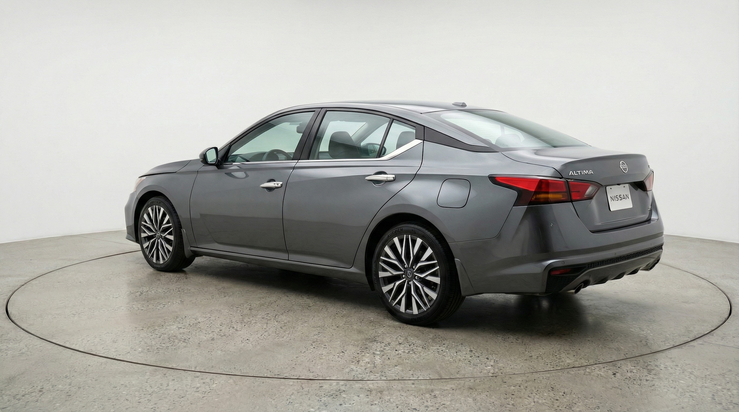 Thumbnail: 2025 Nissan Altima - 5