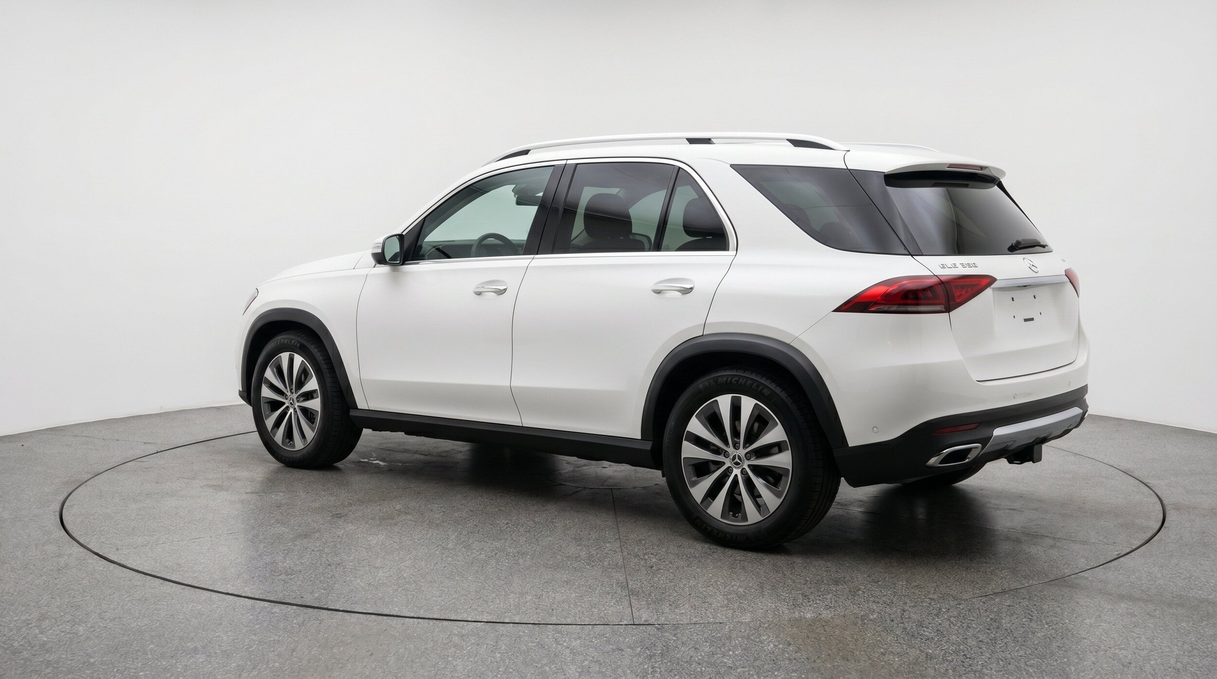 Thumbnail: 2026 Mercedes-Benz GLE - 6