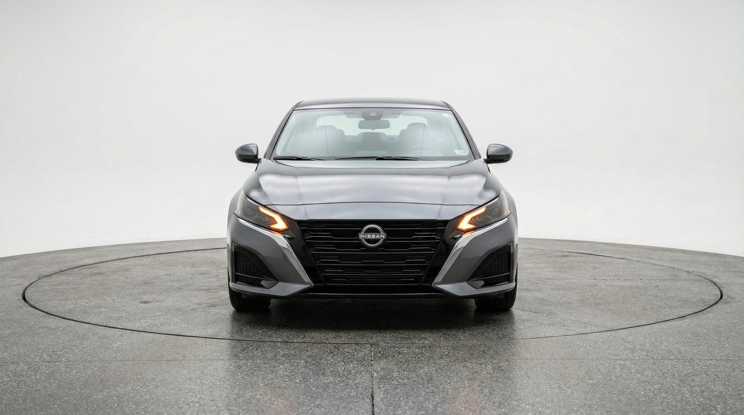 Thumbnail: 2025 Nissan Altima - 2