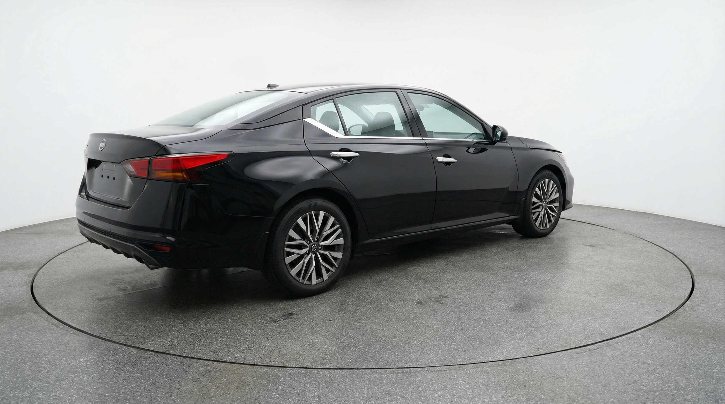 Thumbnail: 2025 Nissan Altima - 7