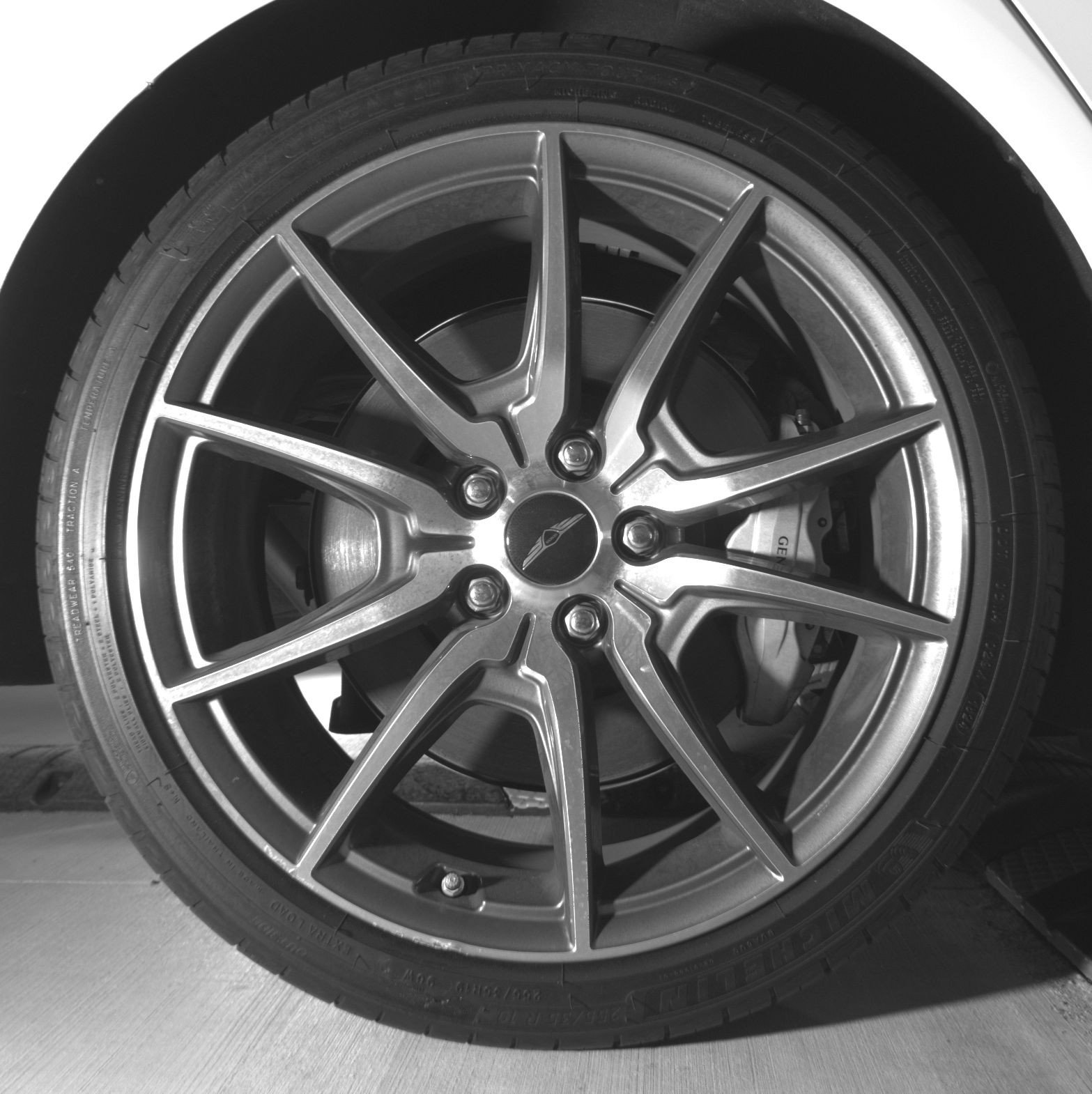 Thumbnail: 2025 Genesis G70 - 15